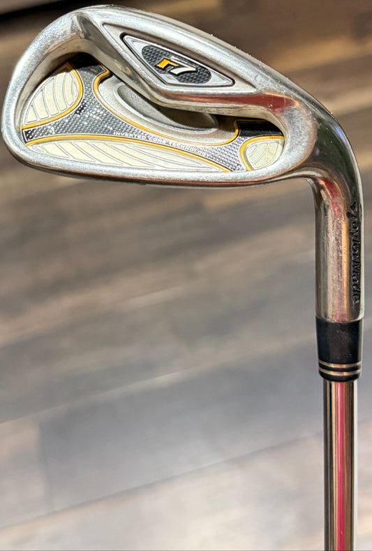 Taylor Made R7 8 Iron T-Step 90 Regular Steel
