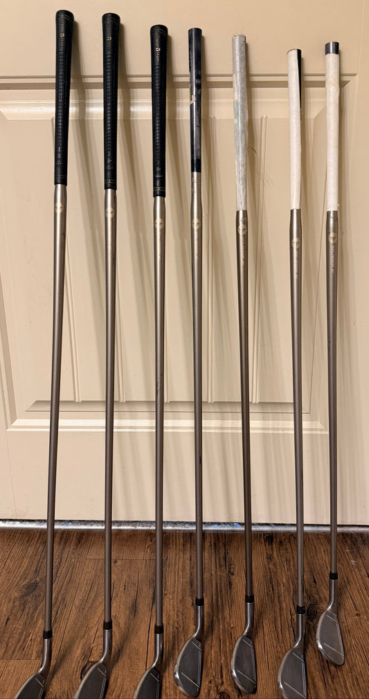 TaylorMade Burner Supersteel Irons Right Handed L60 Bubble Graphite Shaft 4-p